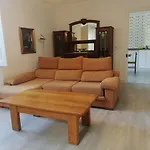 Turisticos La Solana Apartment